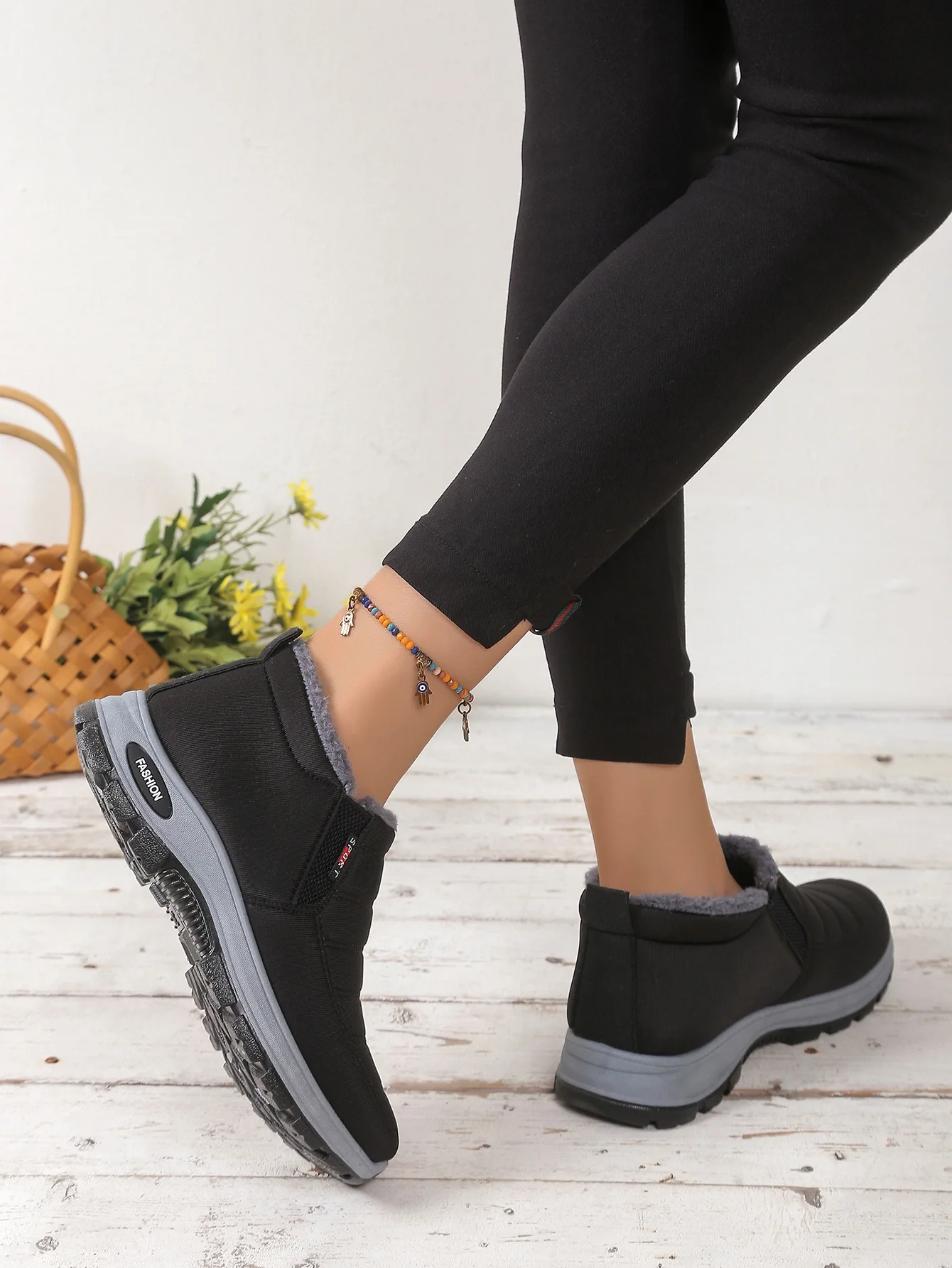 Tênis Feminino Forrado em Lã Comfort - Imagem 6