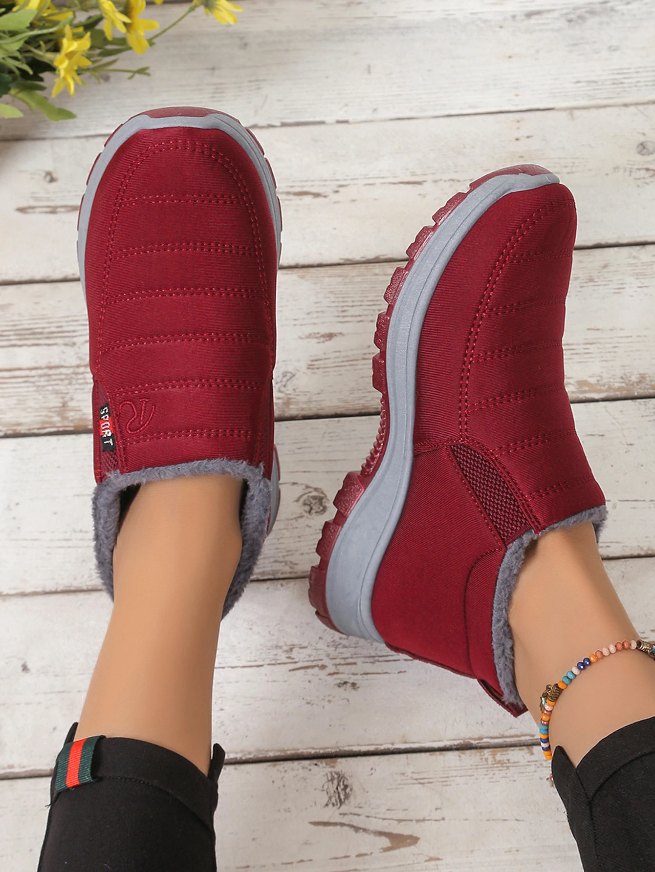 Tênis Feminino Forrado em Lã Comfort - Imagem 11